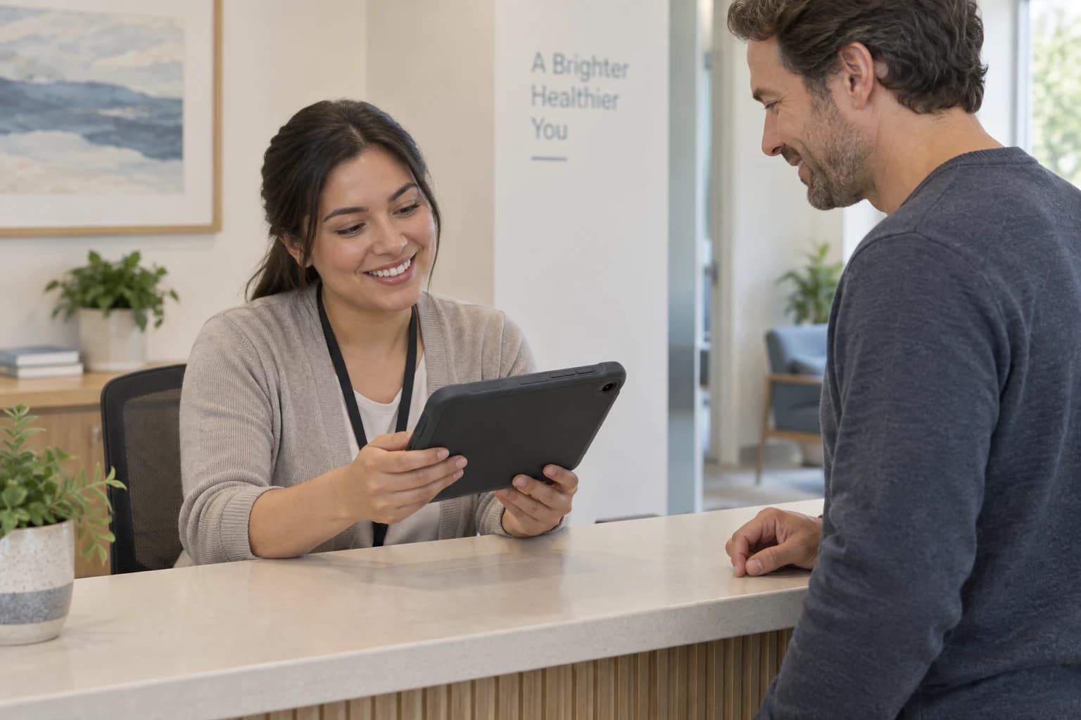 AI-gegenereerde illustrasie van ’n tablet wat vir hulp by kliniekontvangs gebruik word